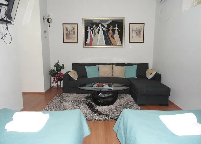 Apartment Fine Home