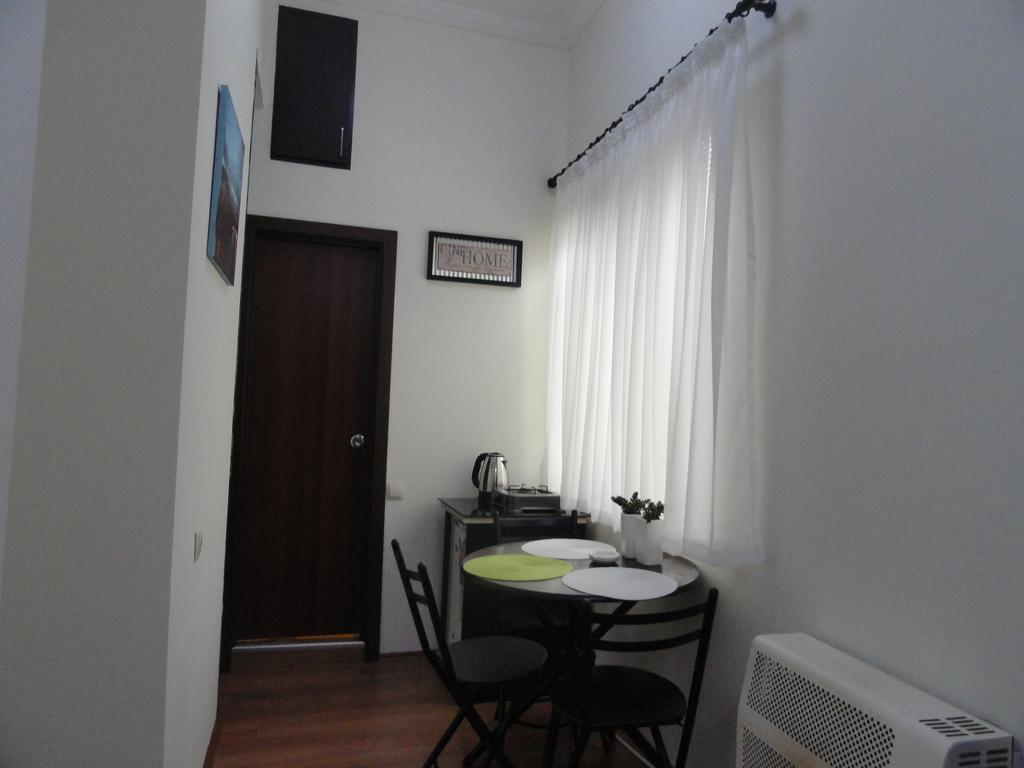 Apartment Fine