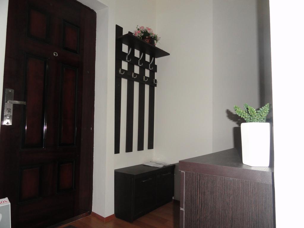 Apartment Fine *